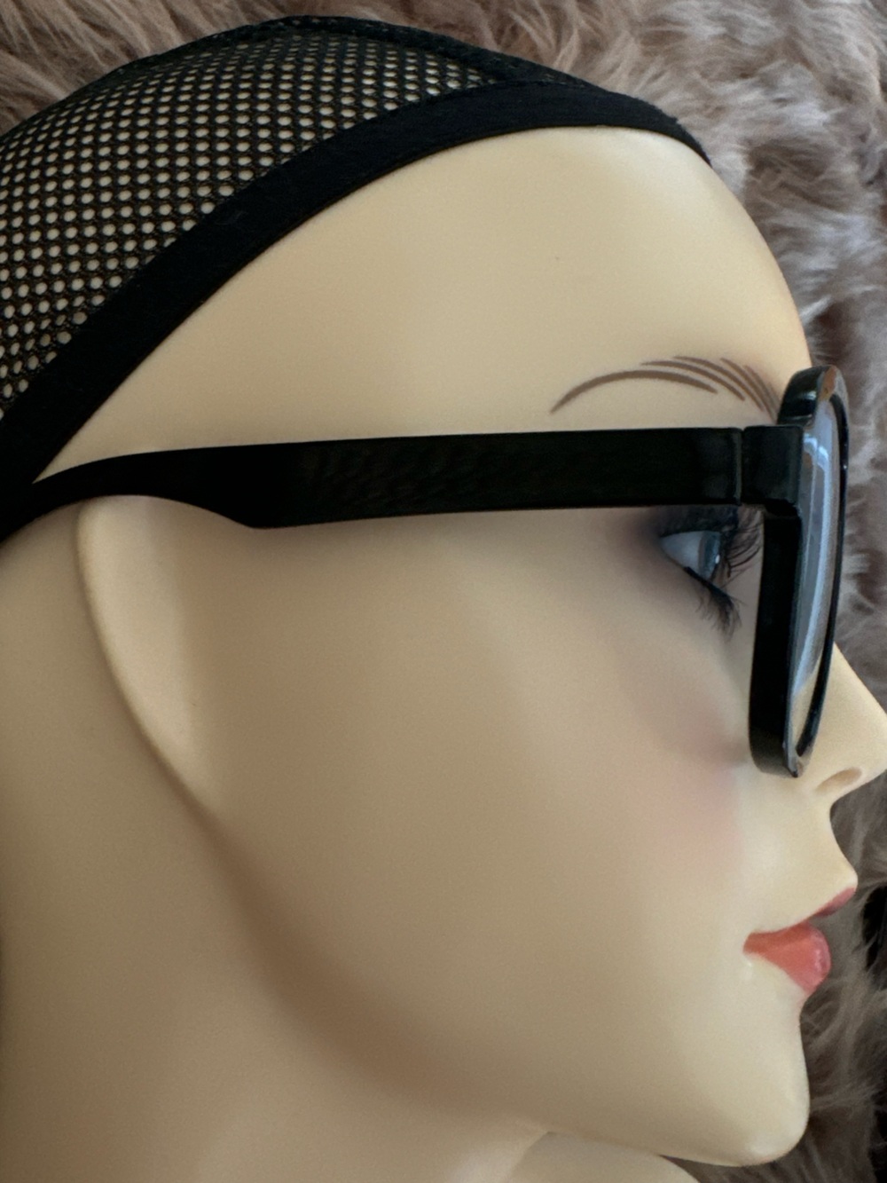 Blue lens aviator sunglasses - Picture 3 of 3